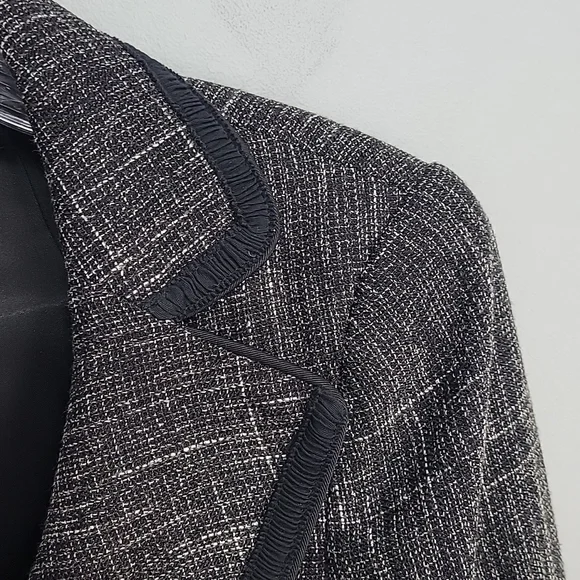 HOBBS London Crop Blazer
